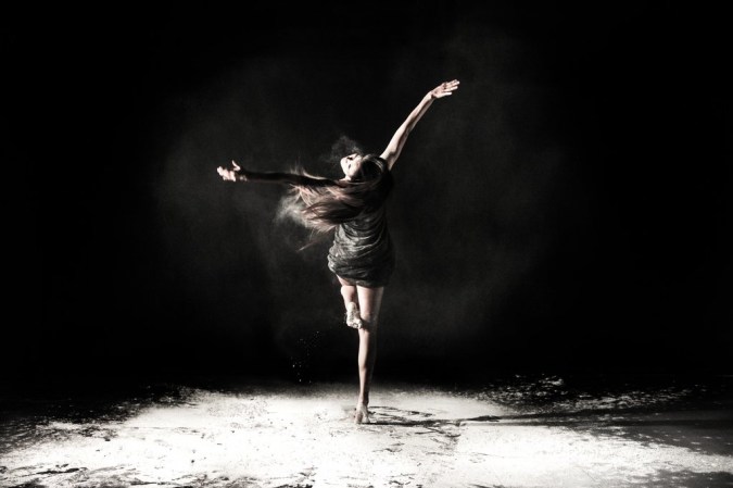 Dancer-Flora-10-Cody-Choi-Photography-ballet-dance-ballerina-Taiwan_0x450.jpg