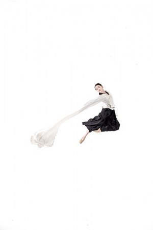 Dancer-Juan-Cody-Choi-Photography-ballet-dance-ballerina8_0x450.jpg